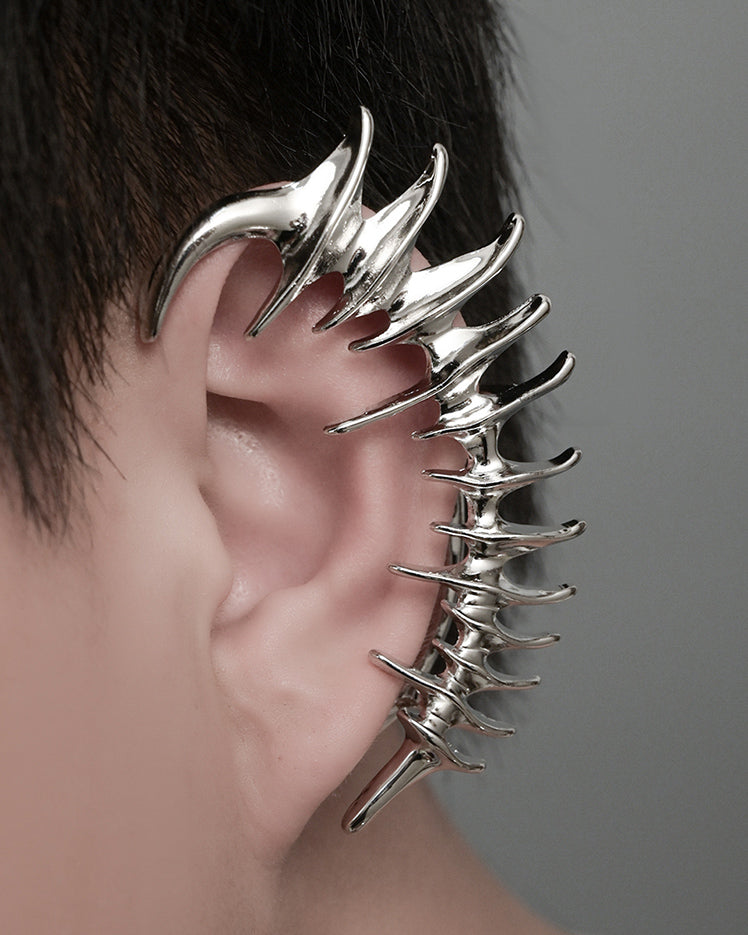 Spine Bone-Inspired Non-Pierced Ear Cuff