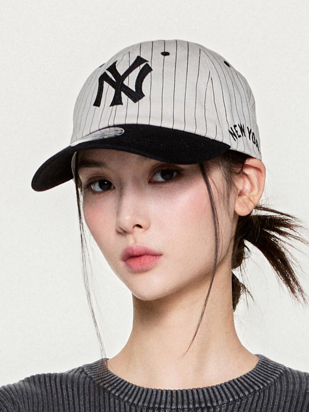 SIGNATURE STRIPE UNSTRUCTURED BALL CAP
